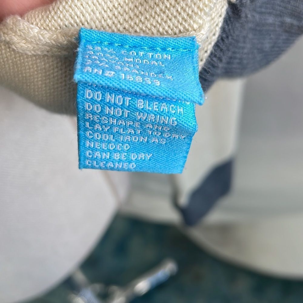 J Mcloughlin Cream With Gray Trim Chain Trim Cardigan - Picture 6 of 7